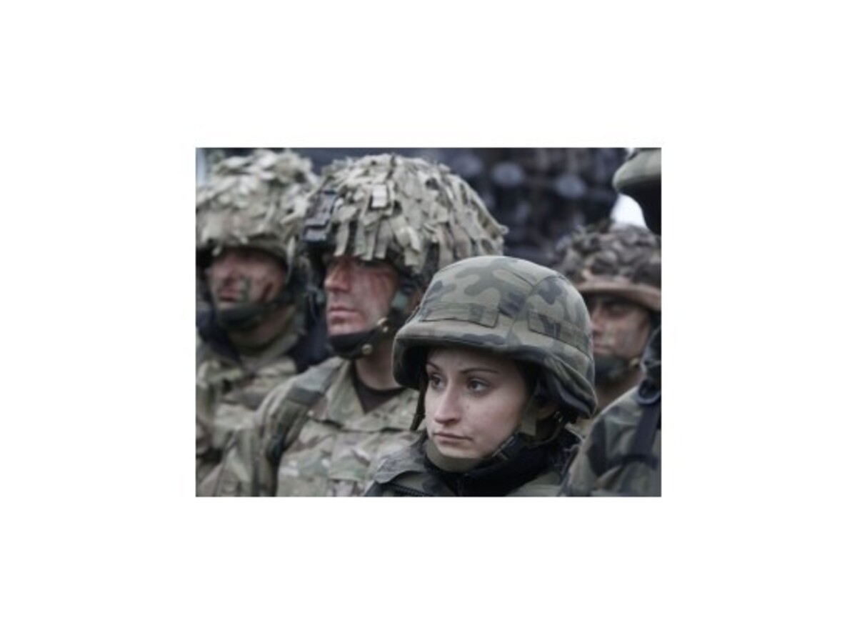 Vyše 1300 britských vojakov sa zapojilo do cvičenia NATO v Poľsku