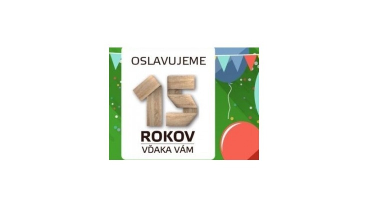 Decodom oslavuje 15. narodeniny, rozdáva darčeky