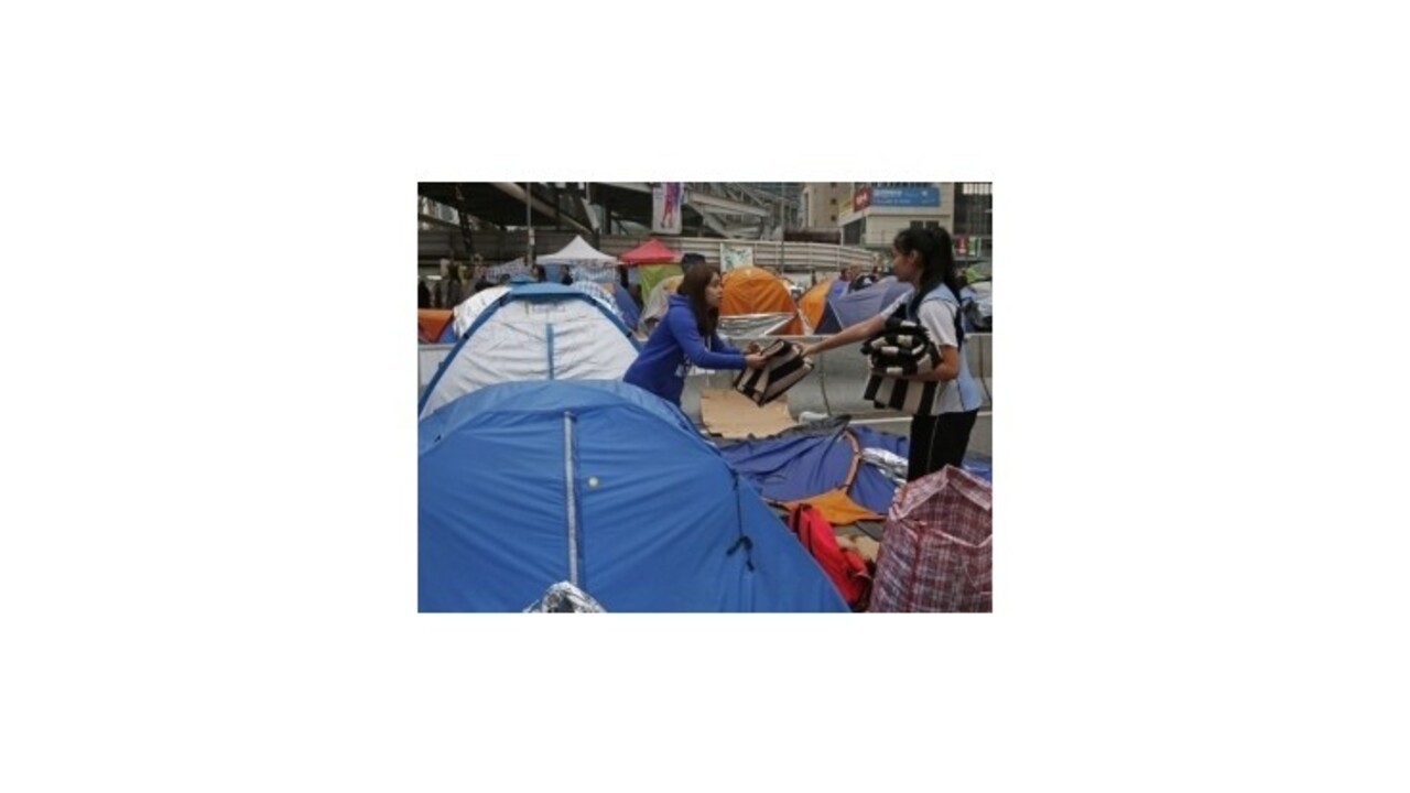 Hongkonská polícia odstránila protestný tábor, zadržala 200 ľudí