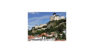 Trenčiansky hrad má problém s technickým stavom podporného piliera