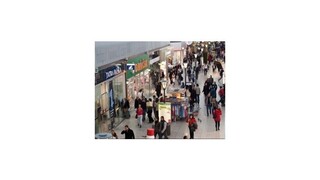 Prevádzkou v stanovený sviatok porušujú obchody zákon