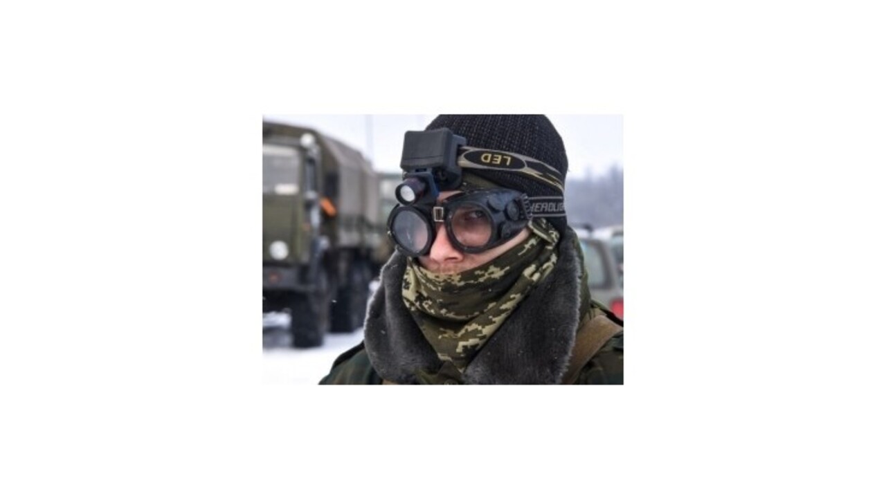 Ukrajinskí povstalci tvrdia, že dobyli donecké letisko