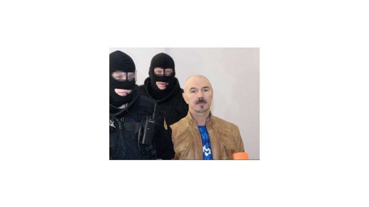 Na megaproces privezli na Slovensko Potkana, údajného vraha mafiánskych bossov