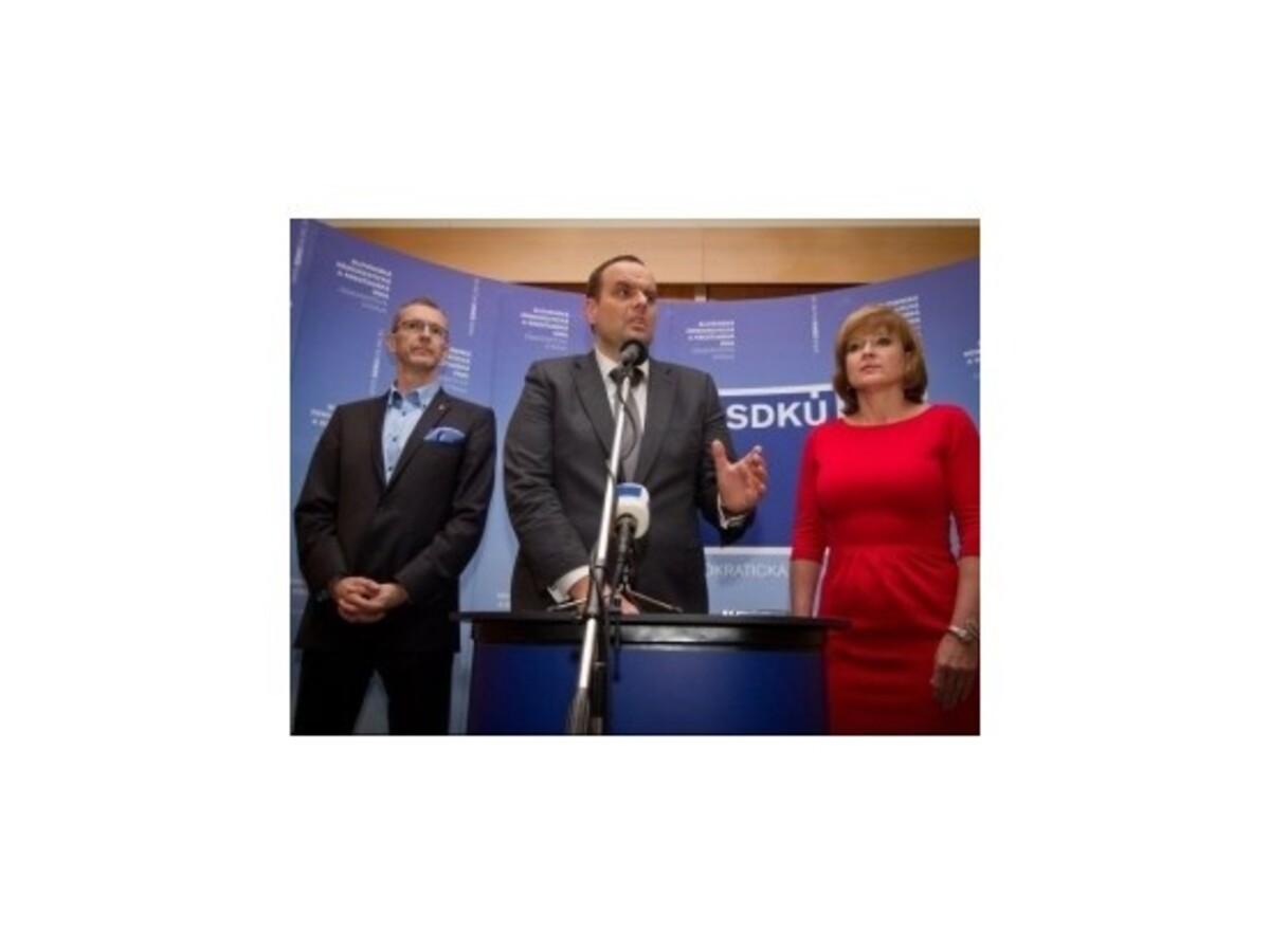 SDKÚ-DS bude riešiť obsadenie prázdnych funkcií