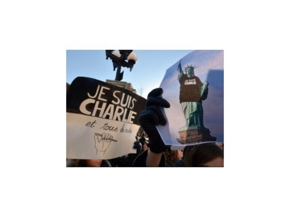 Americká firma žiada registráciu sloganu "Je suis Charlie" ako obchodnej značky