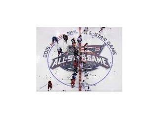Zápas hviezd NHL vyhral Team Toews, Halák dostal 4 góly