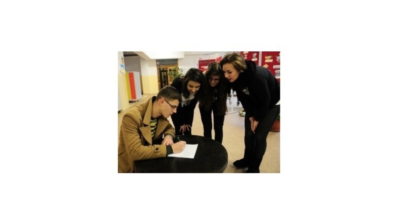 Petície budú fungovať po novom, zmeny majú podporiť občiansku spoločnosť