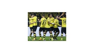 Dortmund už je posledný, boj o záchranu čaká na futbalistov Stuttgartu