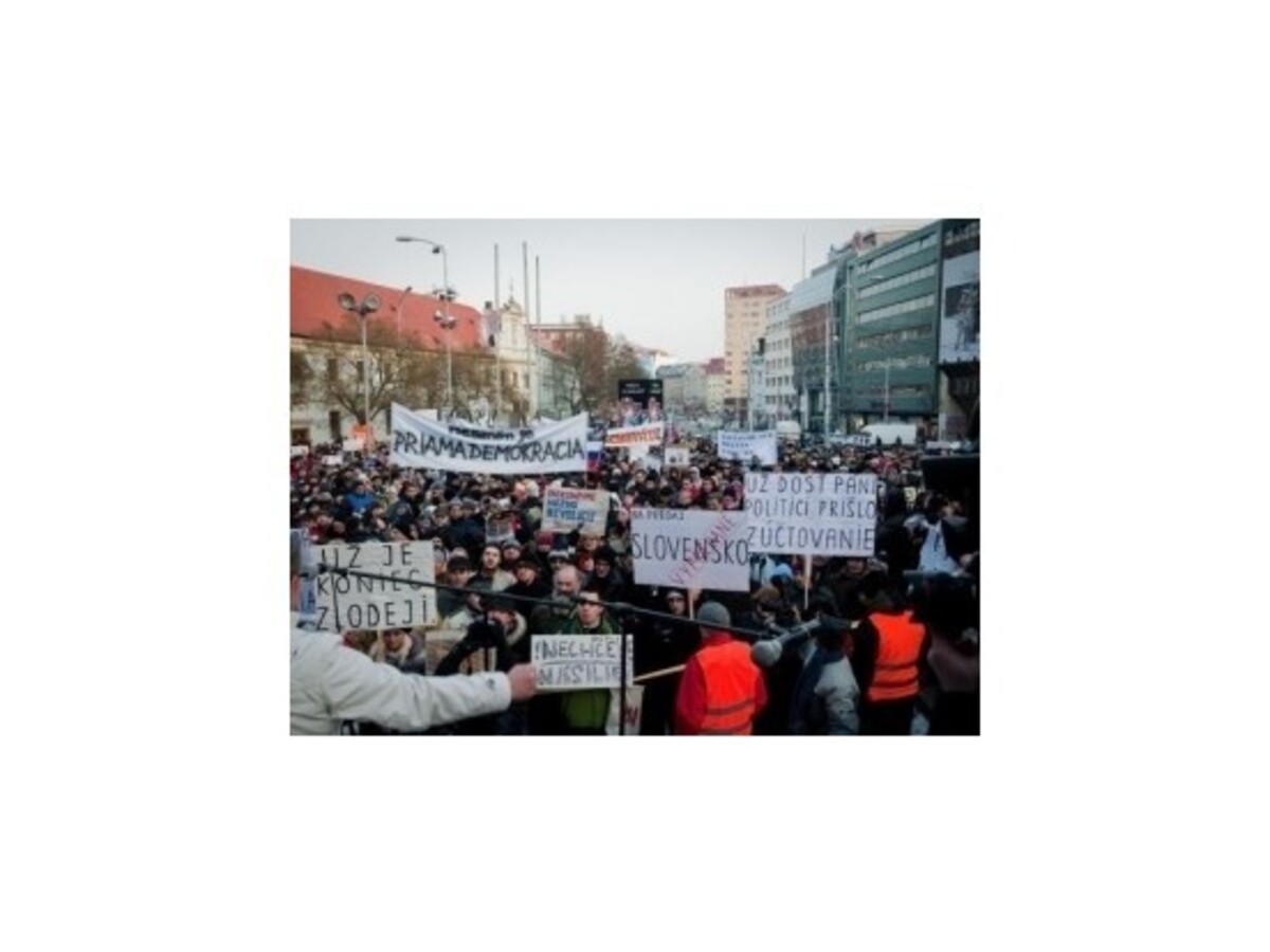 Kauzu Gorila treba vyšetriť aj za cenu zmeny legislatívy, tvrdí SDKÚ