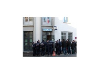 Francúzi zatkli šéfa parížskej kriminálnej polície