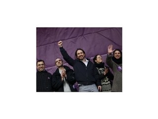 Podľa prieskumov vedie v Španielsku strana Podemos
