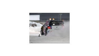 Zasneženej rely Švédska predchádzala kolízia, pilot zrazil Čecha