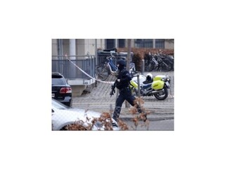 Polícia zastrelila muža podozrivého z dvojice útokov v Kodani