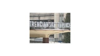 Železnička medzi Trenčianskou Teplou a Trenčianskymi Teplicami je atrakciou kraja