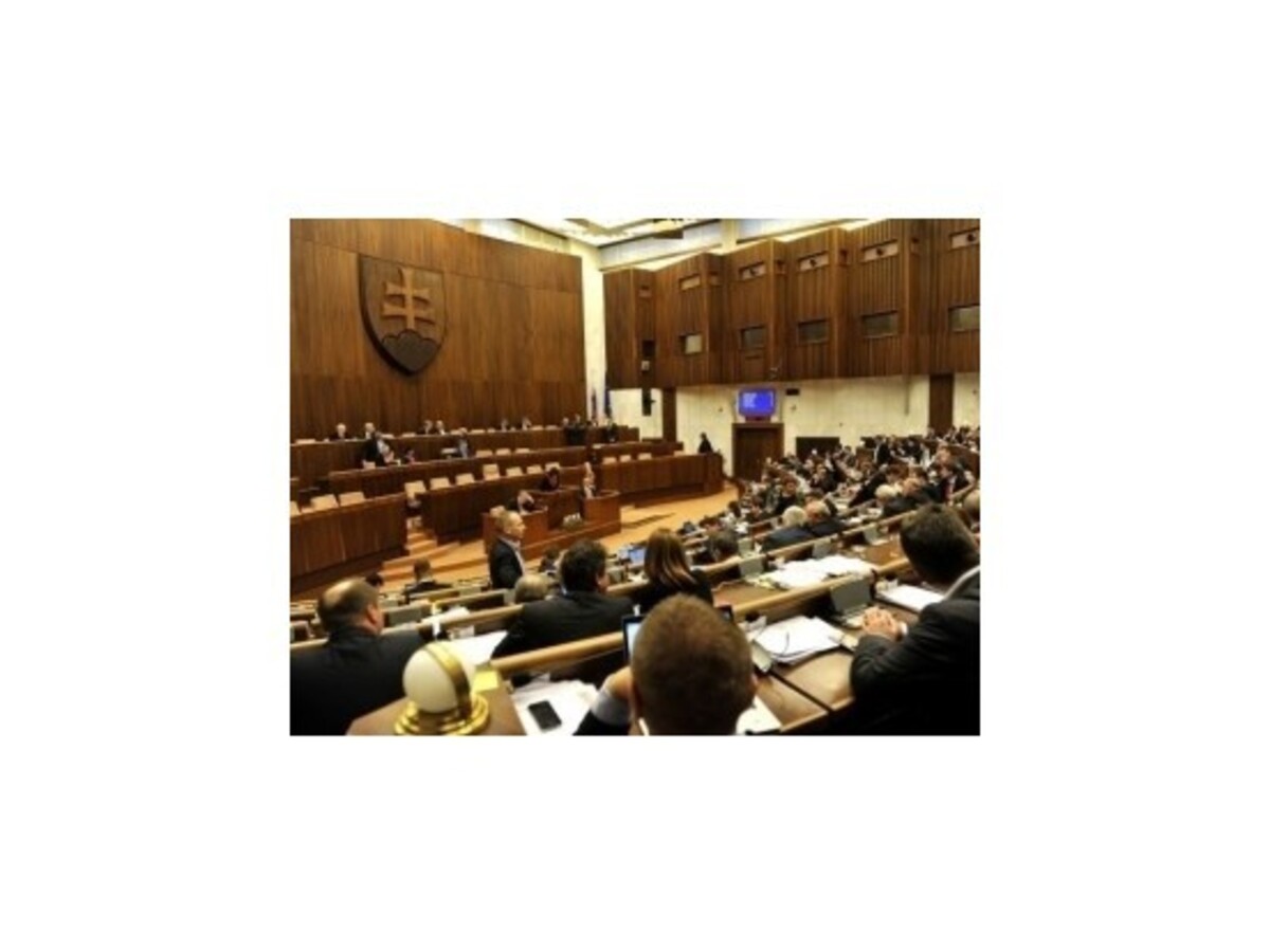 Parlament schválil návrh zákona o odbornom vzdelávaní