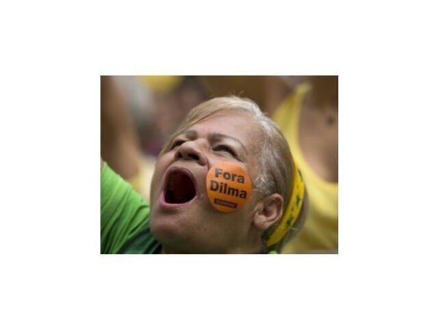 Takmer milión ľudí protestovalo proti korupcii v brazílskej vláde