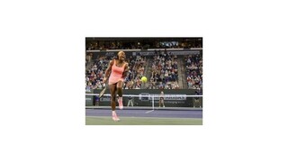 Serena Williamsová v semifinále turnaja v Indian Wells proti Halepovej