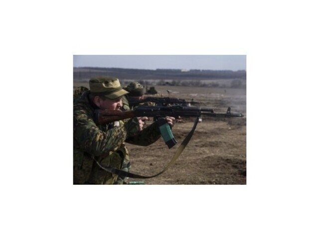 Ruská armáda mení taktiku v Donbase, sústreďuje sa na výcvik