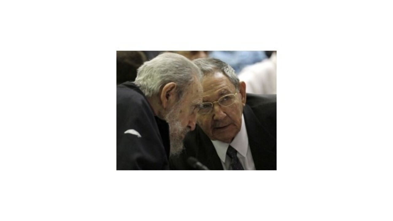 Fidel Castro sa po roku ukázal na verejnosti, miestne médiá to tajili