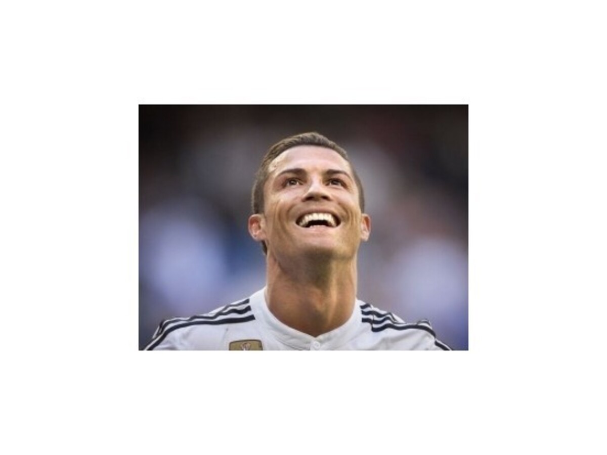 Real rozstrieľal Granadu, Ronaldo s rekordným hetrikom