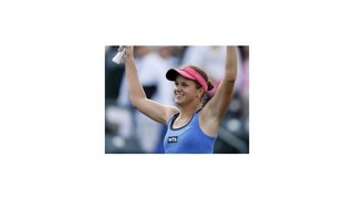 Čepelová postúpila do 2. kola v Charlestone, vyhrala prvý zápas v sezóne