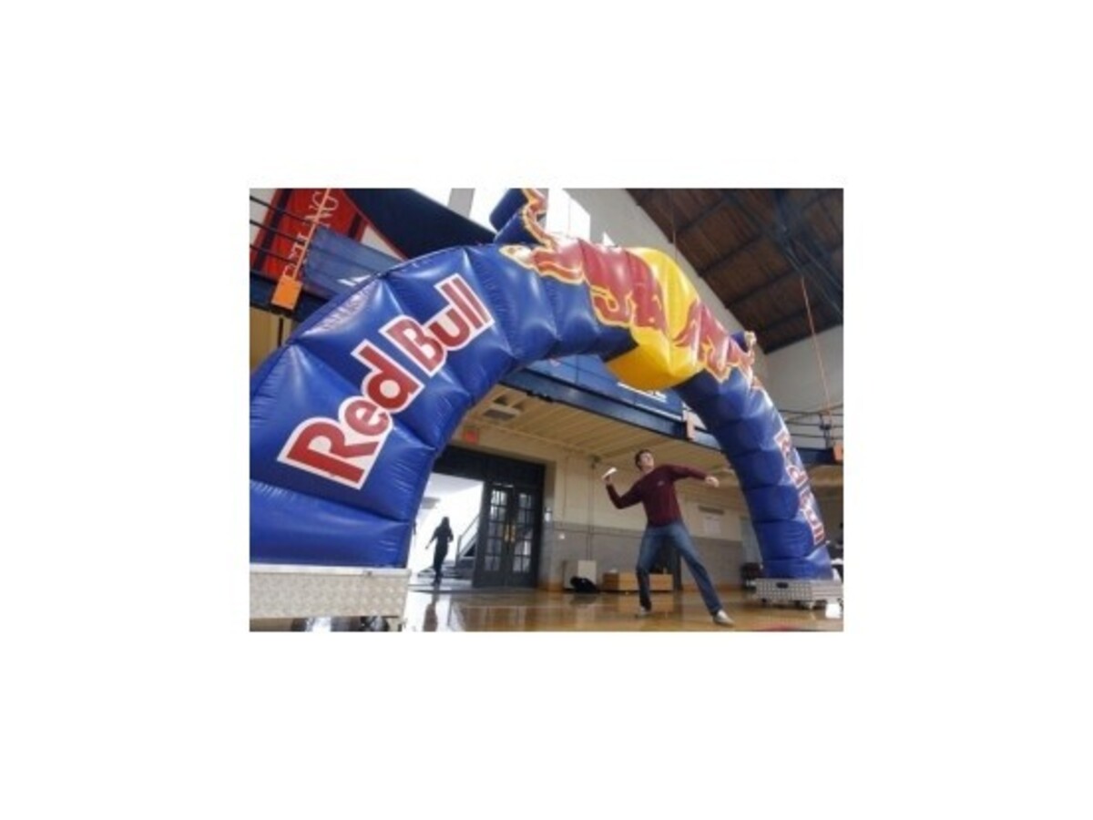 Red Bull pohrozil odchodom z F1, ak Renault nezlepší motory