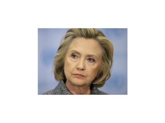 Clintonovej kandidatúru podrobili republikáni tvrdej kritike