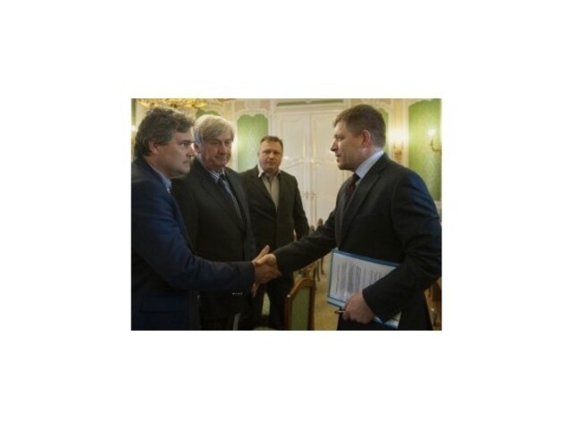Vláda chce prerušiť proces reštrukturalizácie Váhostavu