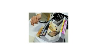 Slováci sa stále viac zadlžujú, záujem majú o všetky druhy úverov