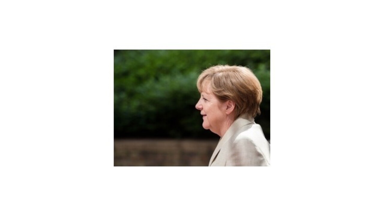 Grécku sa podľa Merkelovej nesmú minúť peniaze