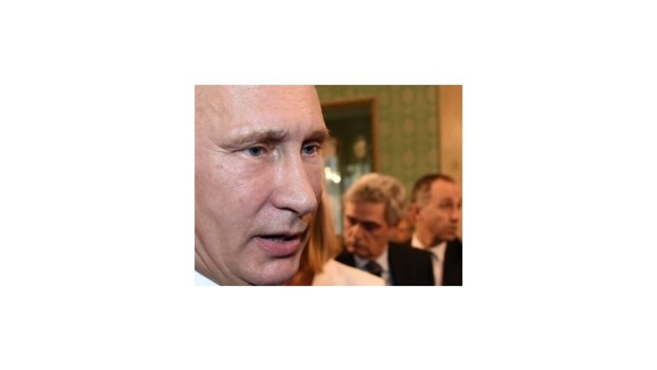 Otázka Mistralov zostáva otvorená, Hollande s Putinom sa stále nedohodli