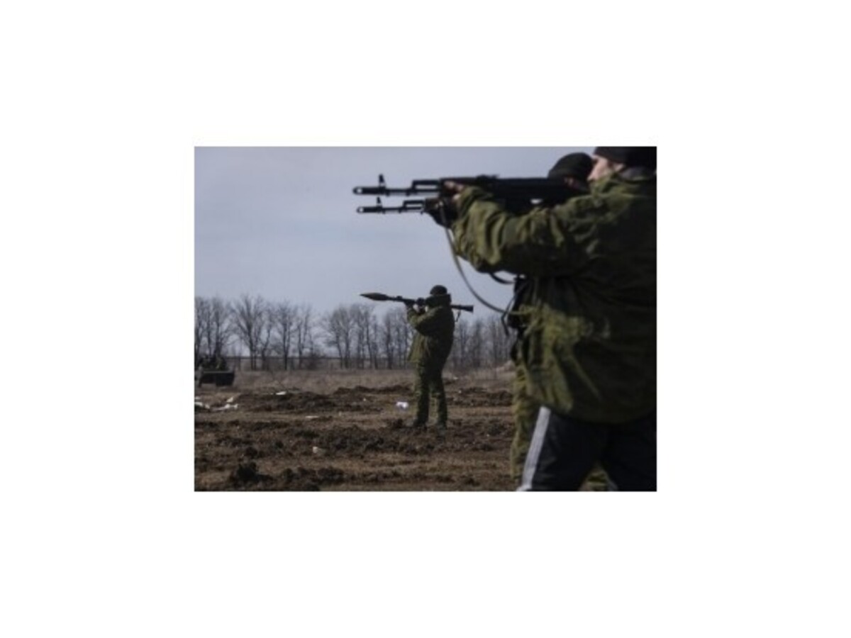Separatisti stupňujú útoky, na Ukrajine zahynul ďalší vojak