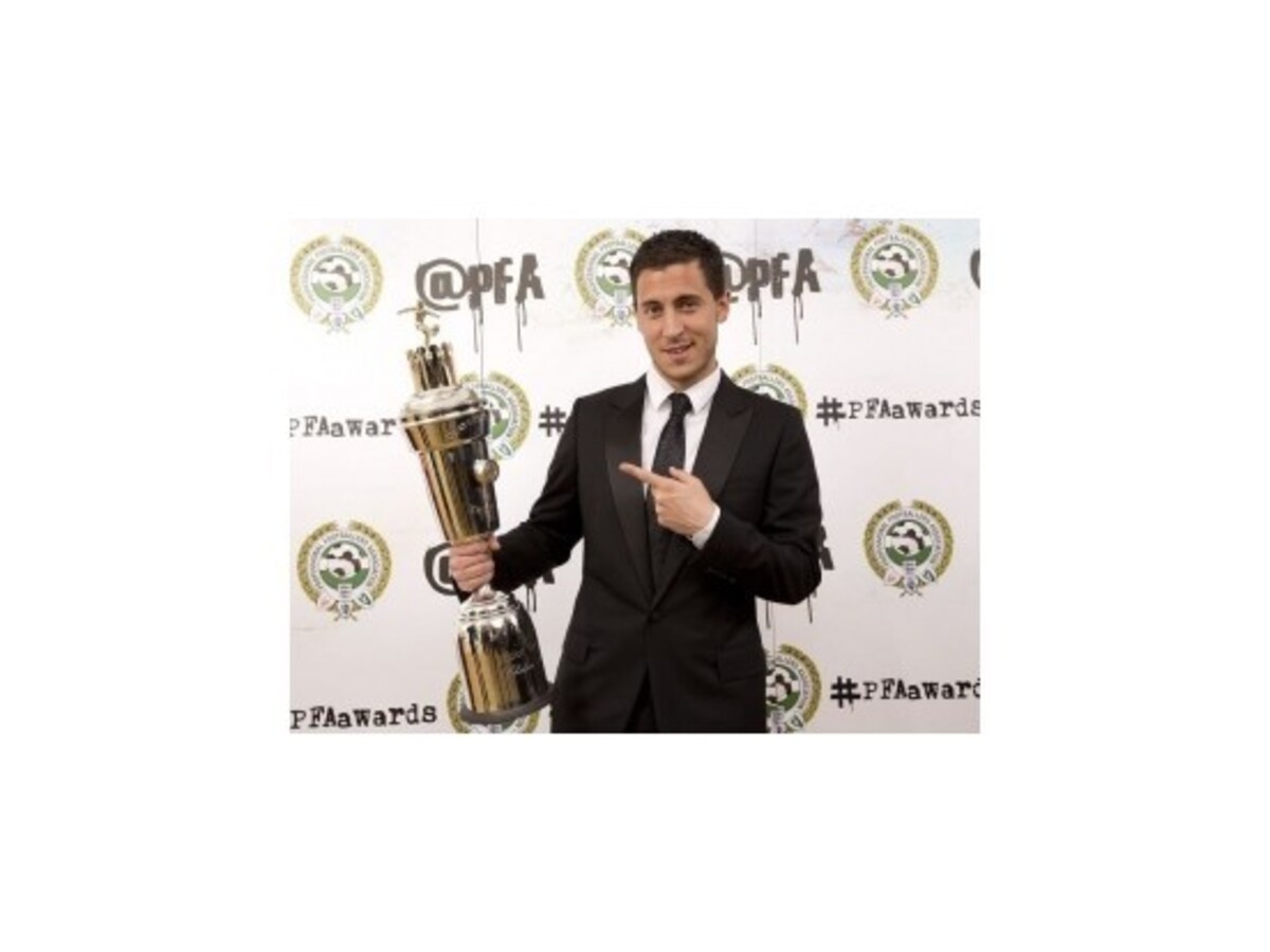 Hráčom roka v anglickej Premier League je Hazard