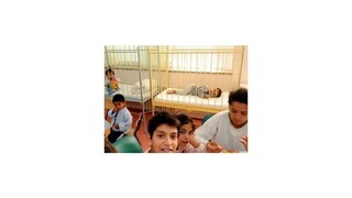 Deti z detských domovov majú často problém s výchovou ich vlastných potomkov