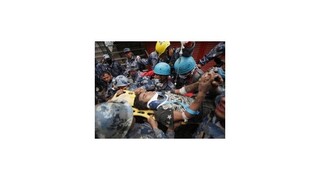 Prívalové dažde maria záchranu Nepálcov, v Káthmandu oslavujú zázrak