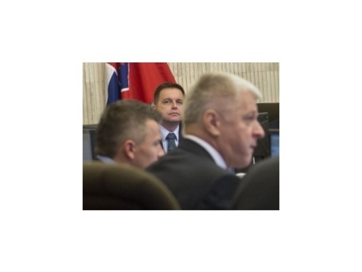 Kažimír vystrieda Pavlisa na stoličke ministra hospodárstva