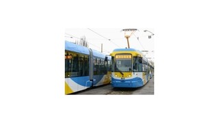 Rekonštrukcie električkových tratí v Košiciach meškajú