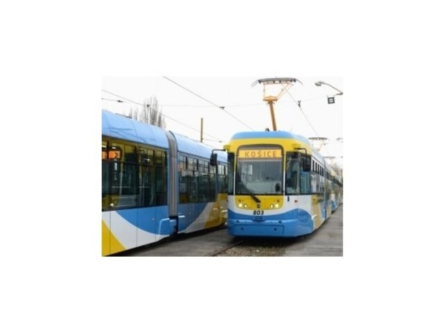 Rekonštrukcie električkových tratí v Košiciach meškajú