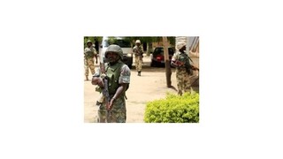 Nigérijčania oslobodili zo zajatia Boko Haram vyše 200 dievčat a žien