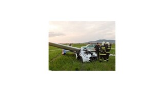 Aeromobil havaroval, konštruktéra Kleina zachránil padák