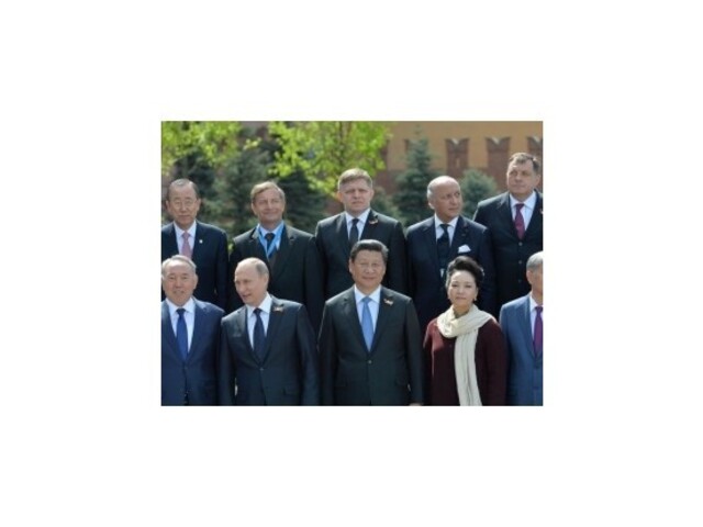 Putin privítal v Kremli zahraničných hostí, Slovensko zastupoval Fico