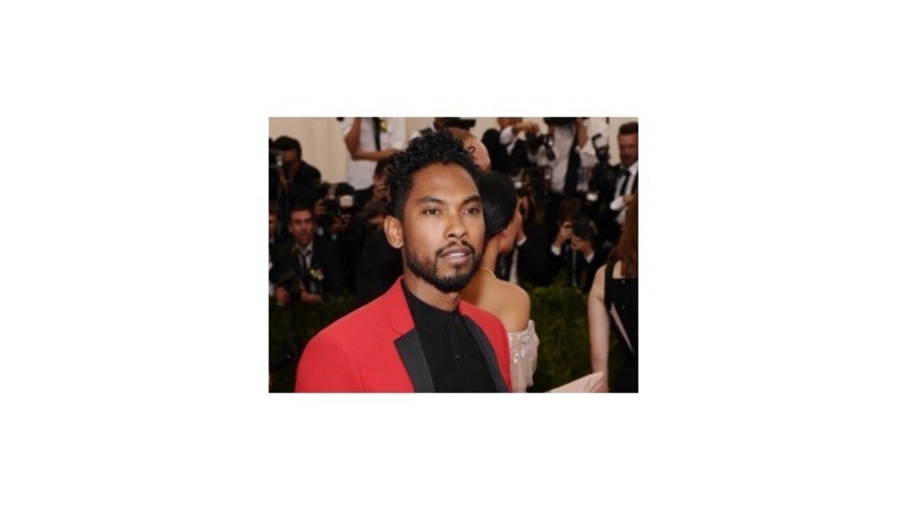 Speváka Miguela žaluje fanúšička, zranil ju počas vystúpenia