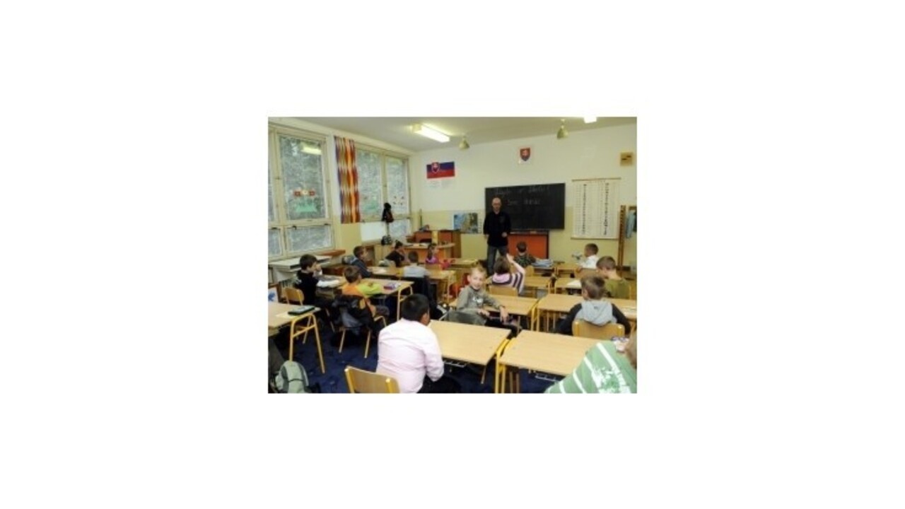 Učitelia aj odborári sú proti zmenám pri voľbe riaditeľa