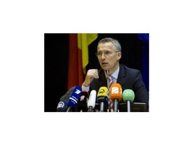 Stoltenberg vyzval k stiahnutiu ruských vojakov z východu Ukrajiny