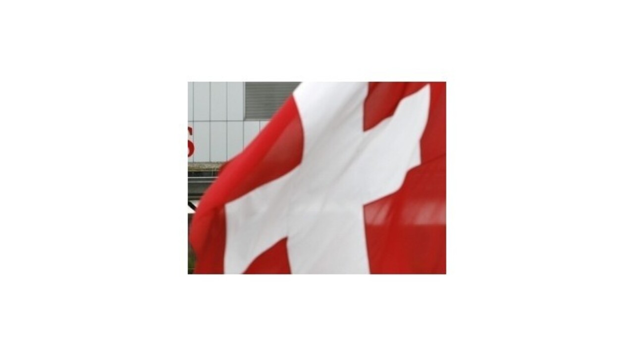 Švajčiarsko zverejnilo zoznamy cudzincov podozrivých z daňových únikov
