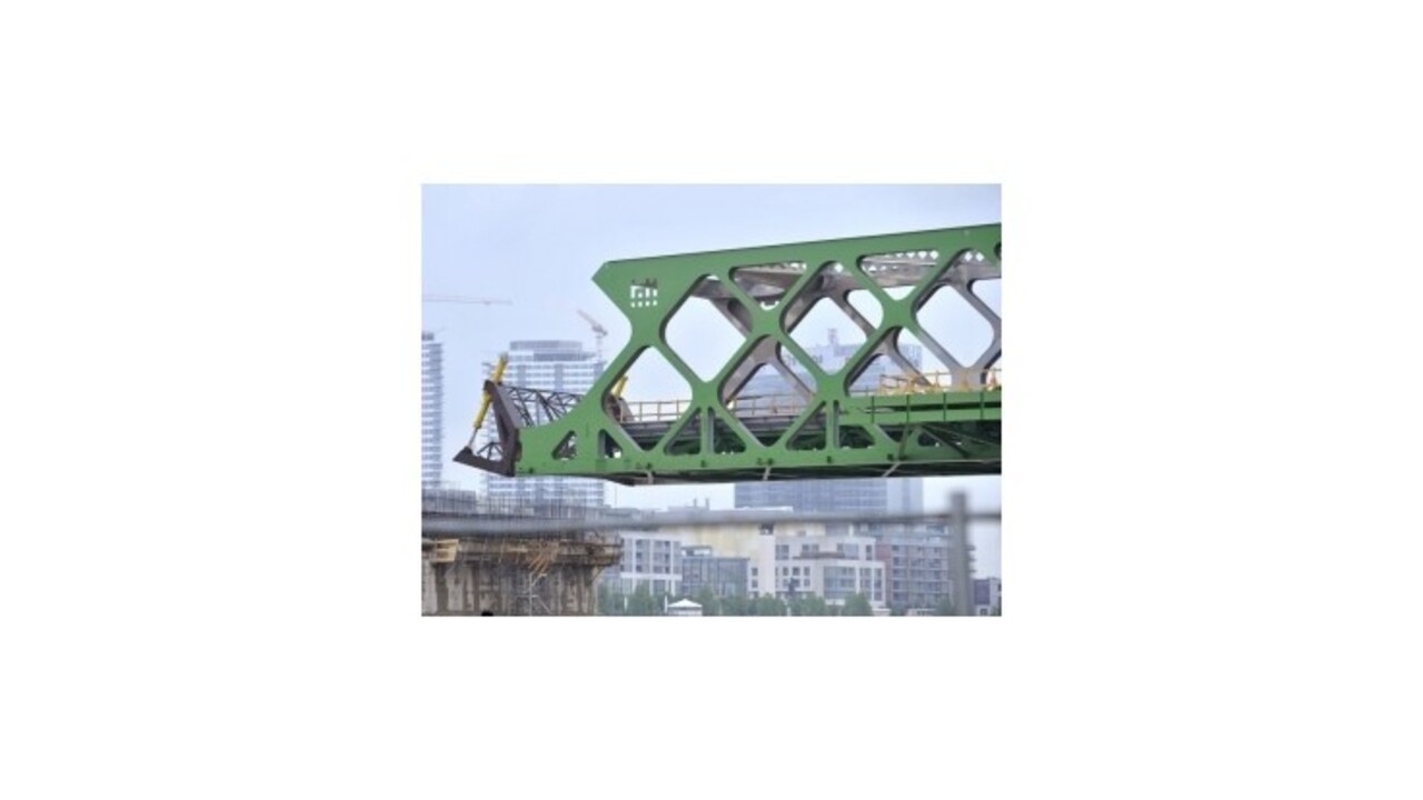 Fotogaléria: Ako pokračuje stavba nového bratislavského mosta