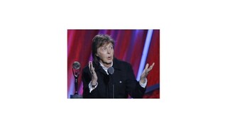 Paul McCartney povedal, že sa vzdal marihuany, keďže je už starý otec