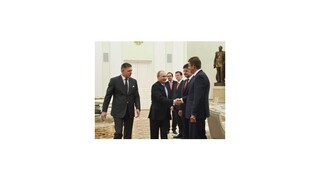 Fico sa vrátil z Moskvy, od politikov žiadal aj pomoc pre Slovan