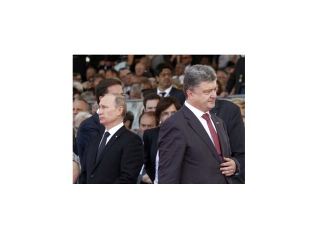 Porošenko: Rusko konfrontuje Ukrajinu vo všetkých krajinách sveta
