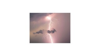 Rockový festival v Nemecku zasiahli blesky, 33 ľudí je zranených